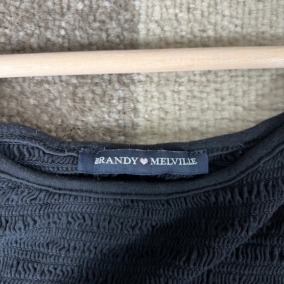 Brandy Melville Black Smocked Spaghetti Strap Crop Tank Top Women One Size Small - Picture 4 of 7